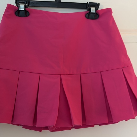 ZARA SS24 FUCHSIA BOX PLEAT SKORT REF:5427/428 - Picture 3 of 7